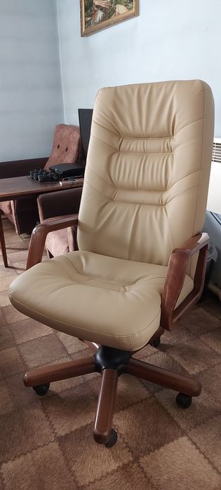 Перетяжка мебели