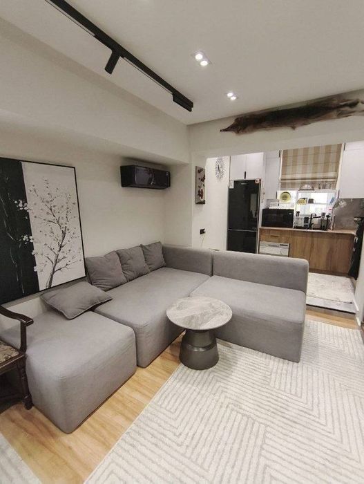Срочно продается 1в2 ком квартира, ориентир: метро Минор, 43м²