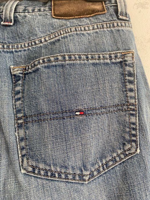 Blugi Tommy Hilfiger