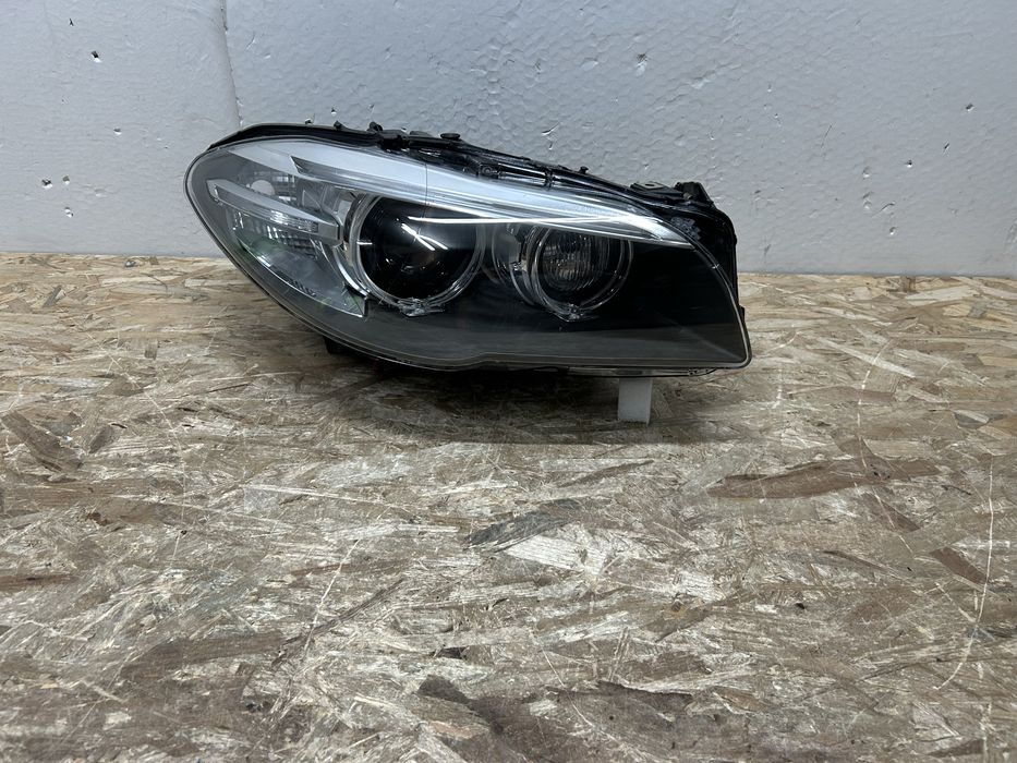 Far faruri bmw F10 F11 seria 5 LCI bi xenon adaptiv 2013-2016