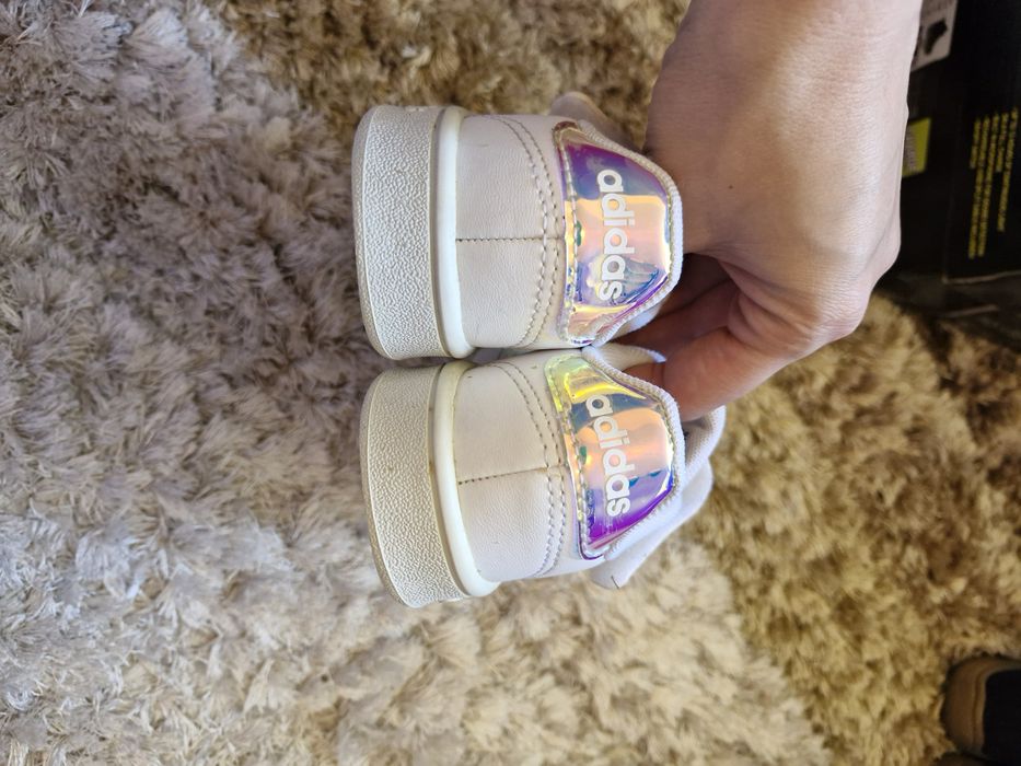 Adidasi cu velcro 28