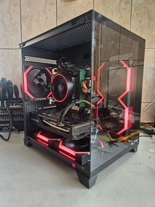 Unitate PC Gaming Ryzen 5 3600 video 8GB RX 5700 16GB RAM M2