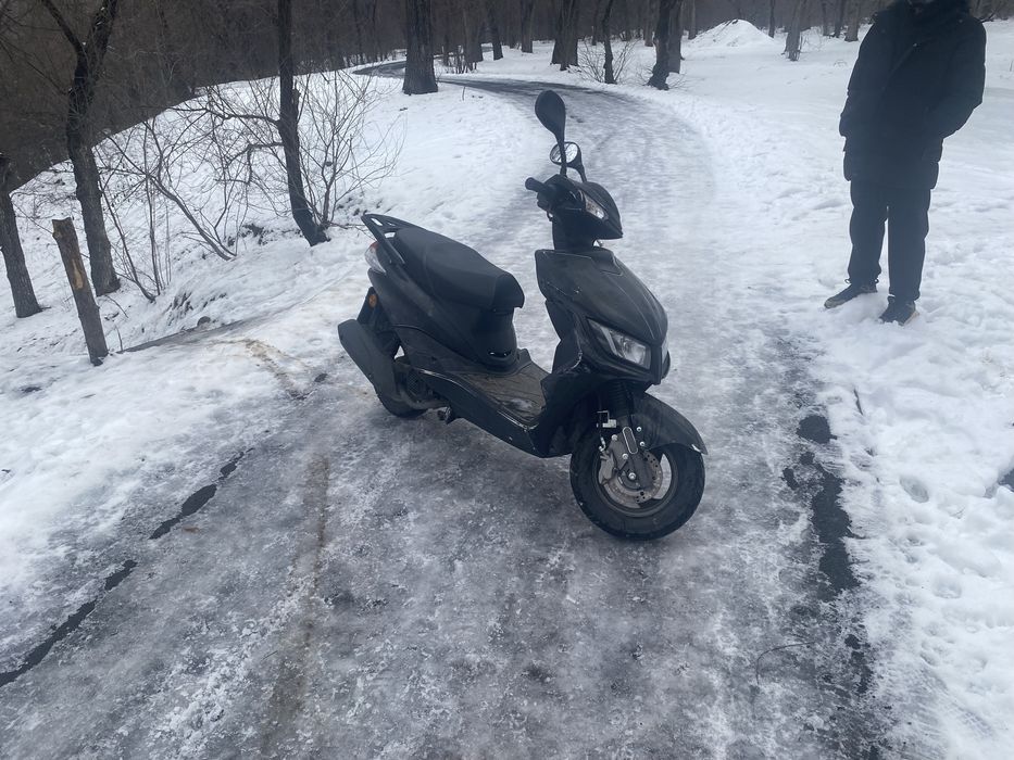 Продам мопед в хорошем состояние сел поехал