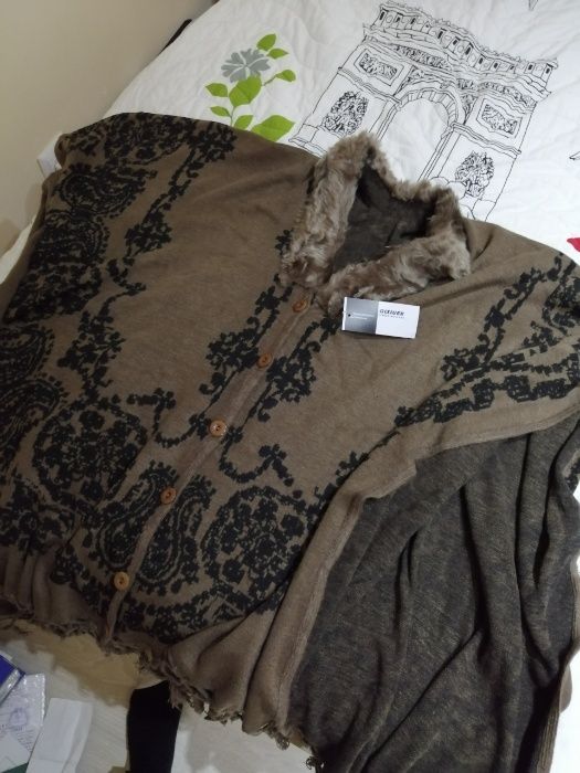 Дамско пончо