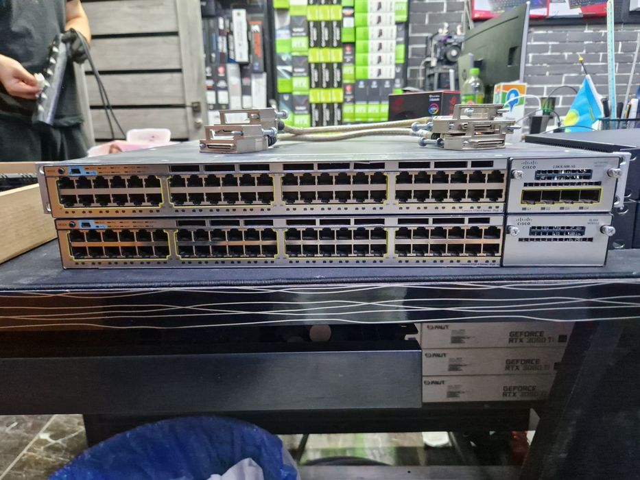 Продам коммутаторы Cisco 3750x 48port