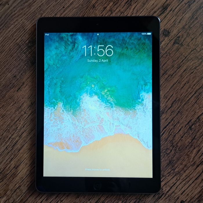 Таблет Apple Ipad Air  9.7 инча