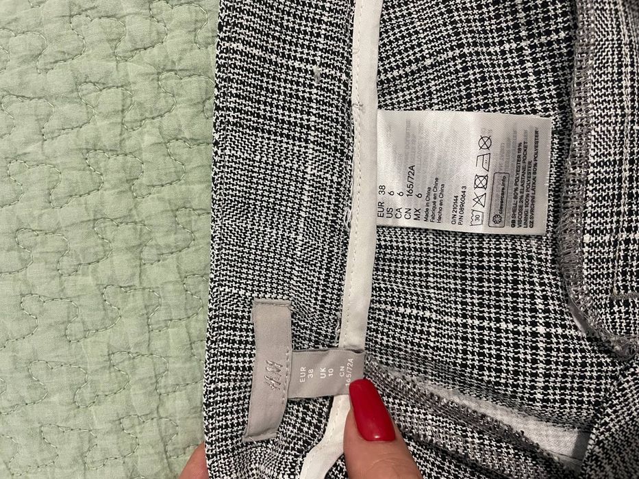 Костюм женский HM