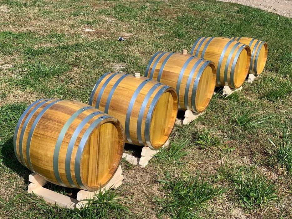 Butoaie lemn dud stejar salcam pentru vin si țuică etc