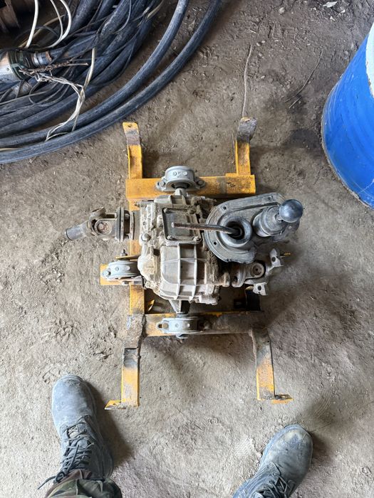 Передний редуктор (мост), раздатка