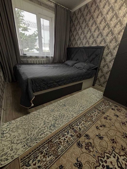 Продам 4 комнатную квартиру