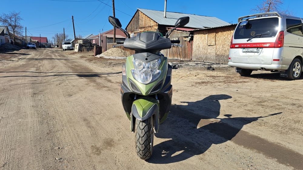 Продам Скутер рейсер кубов 150