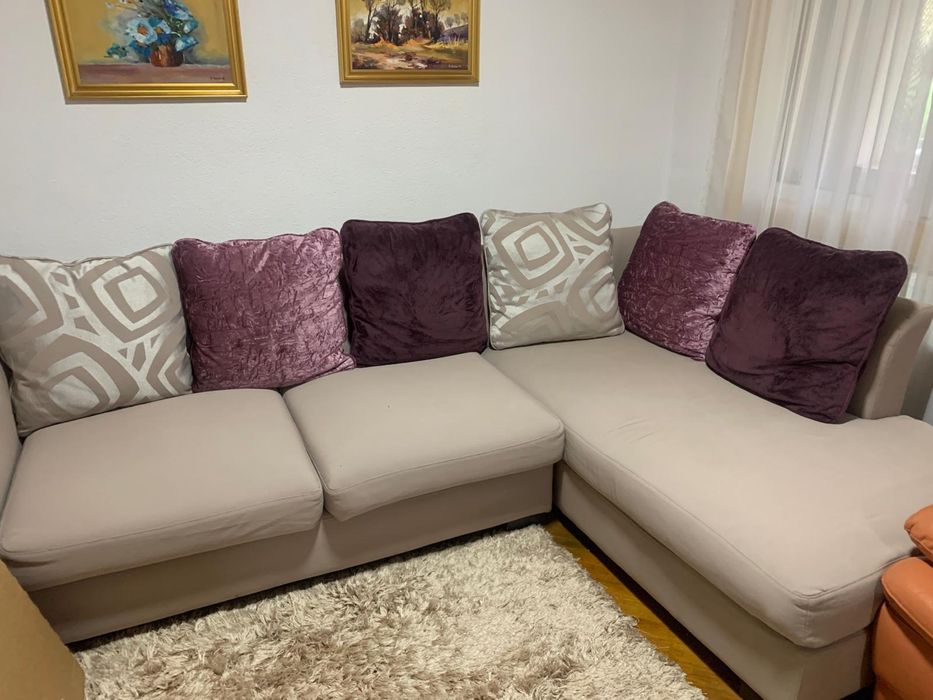 Doua canapele coltar impecabila