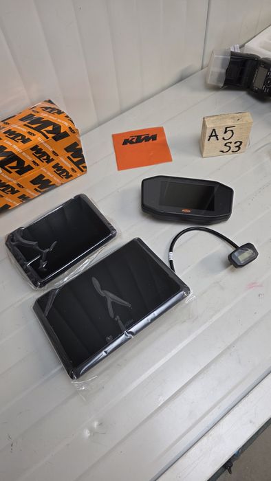 Bord  Suzuki BMW YAMAHA KTM Ducati Husqvarna Honda Kawasaki