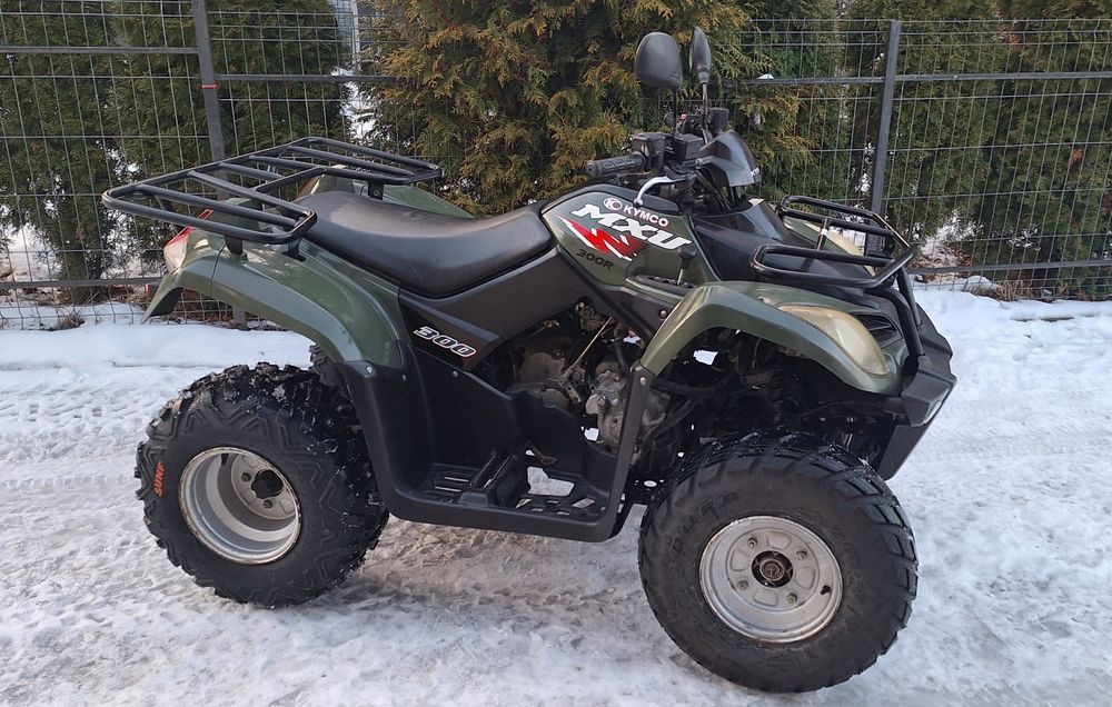 Atv kymco 300 cc , cardan , treapta forta, cauciucuri NOI