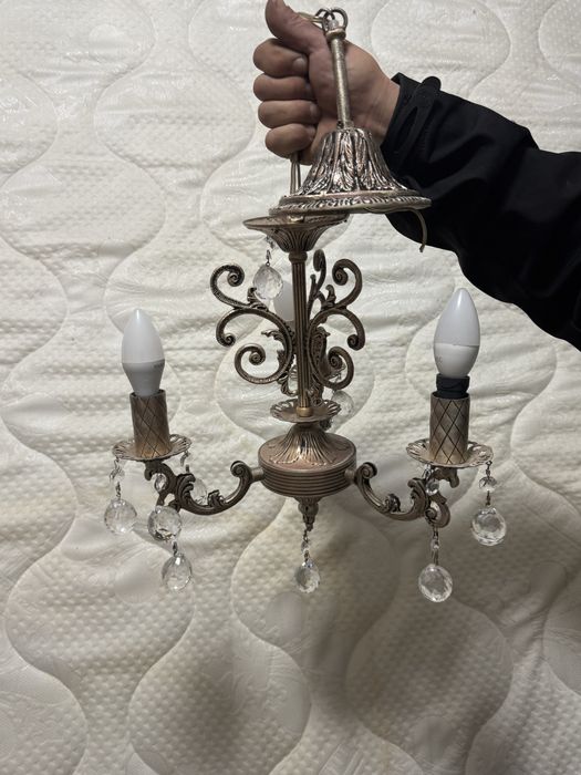 Продаются люстры б/у