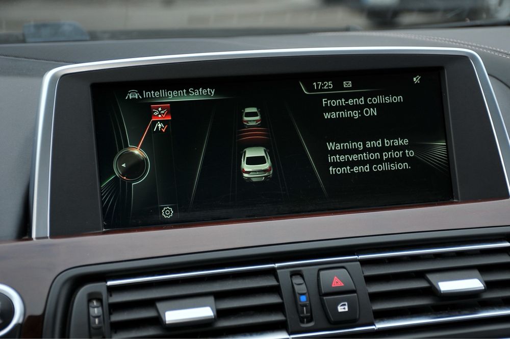 BMW 640 xd Coupe 2014 4 Butoane / M Packet / Trapa / 360" / Hi Fi / Led / Soft Close / MOTOR NOU !