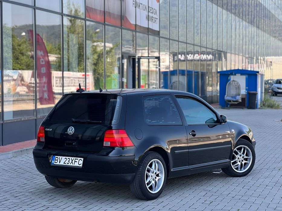 VOLKSWAGEN Golf 2002 — imagine 4