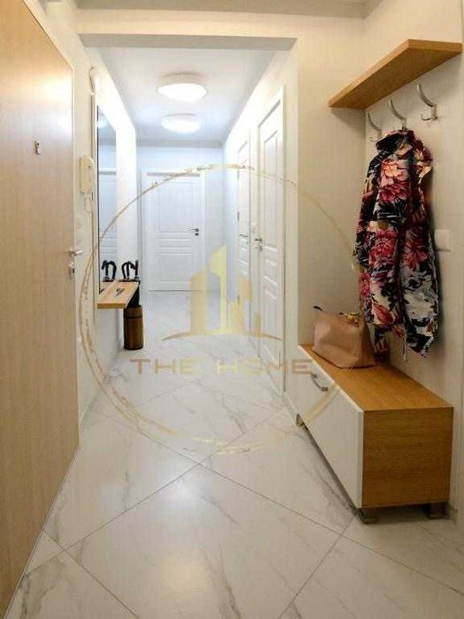 Дава се под наем Четиристаен апартамент в Варна, Център - 120 кв.м за 1500 € - Снимка #2