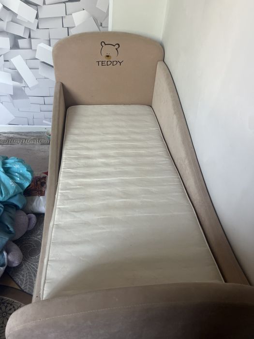 Продам детскую кровать