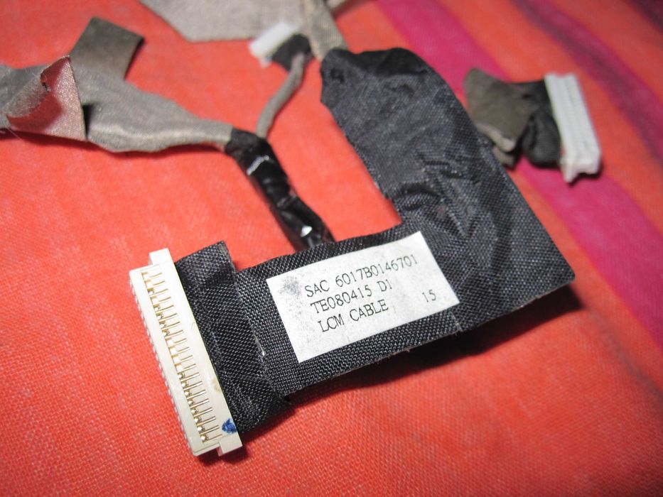 Panglici/benzi LVDS laptop-uri Asus,Toshiba,Acer,Hp,MSI,Samsung,etc