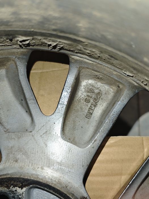 Продам оригинальные диски на Субару