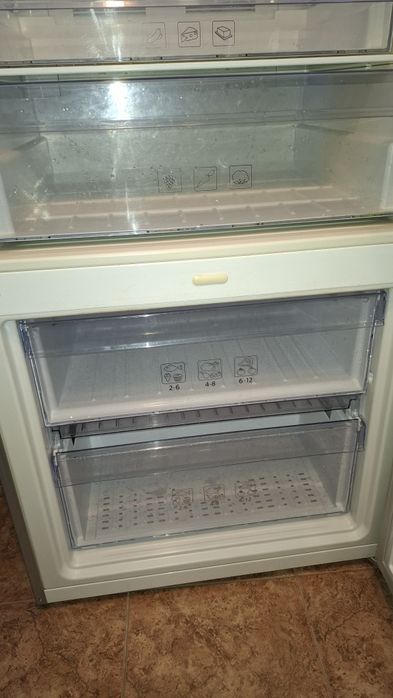 Combină frigorifica Beko 420  litri