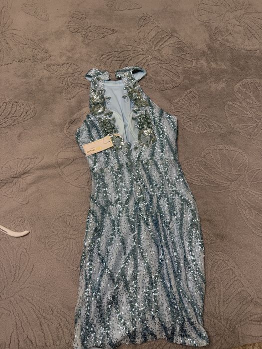 Официална къса рокля