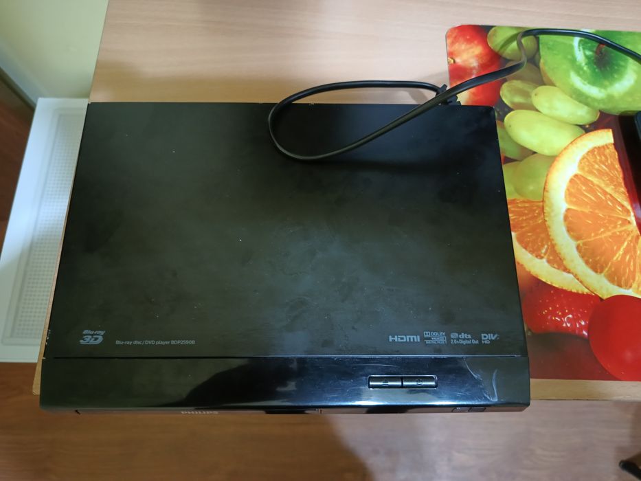 Blu-Ray 3D Philips cu telecomanda originala
