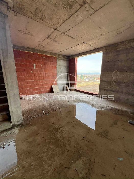 Продава се Къща в с. Марково, Област Пловдив - 242 кв.м за 822 €/кв.м - Снимка #2