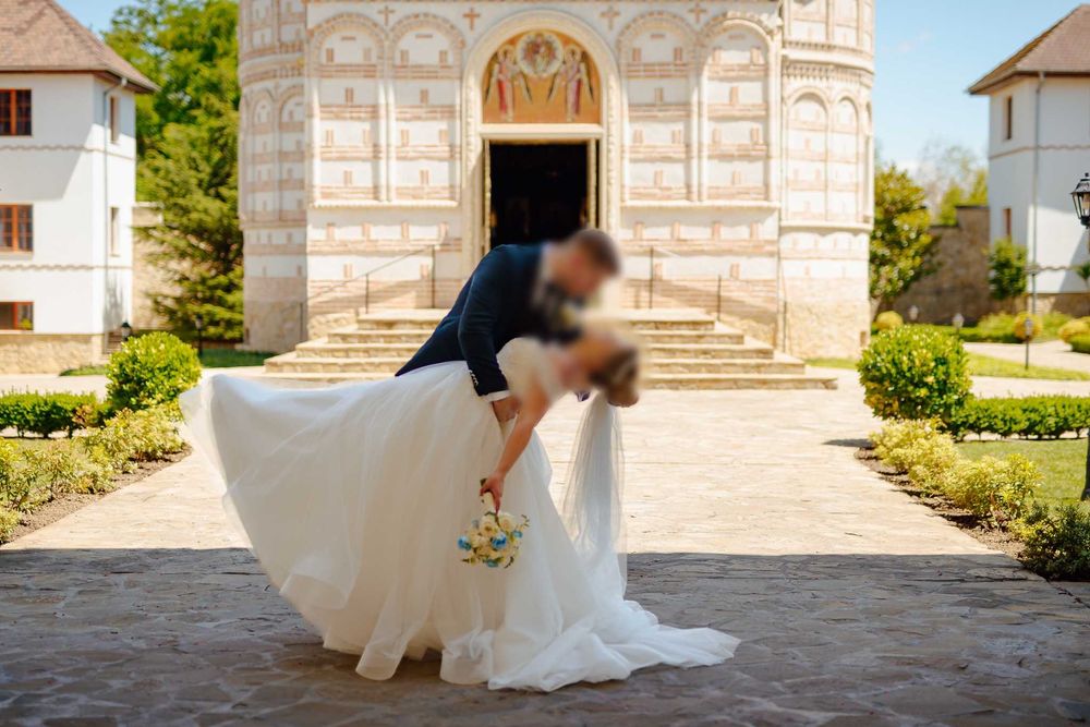 Rochita de mireasa S/M Just bride cu trena detasabila inclusa