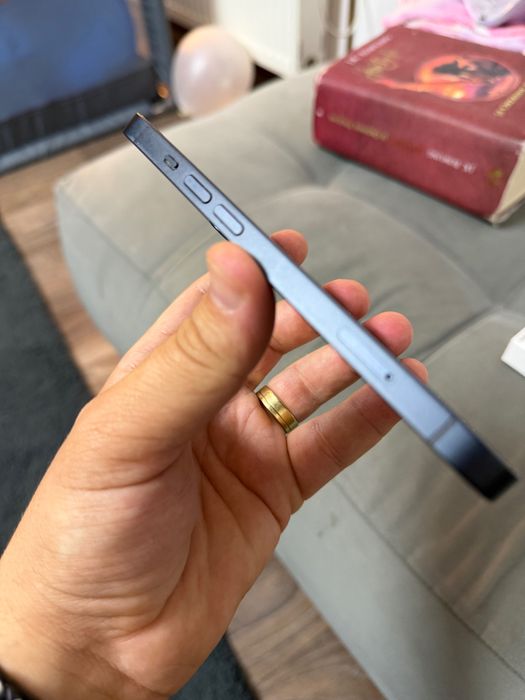 iPhone 14 Midnight blue 128gb