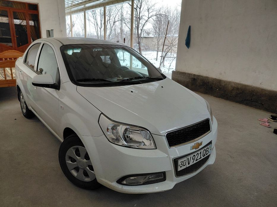 Срочно сотилади некся 3