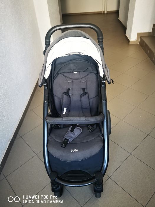 Vând cărucior Joie Litetrax