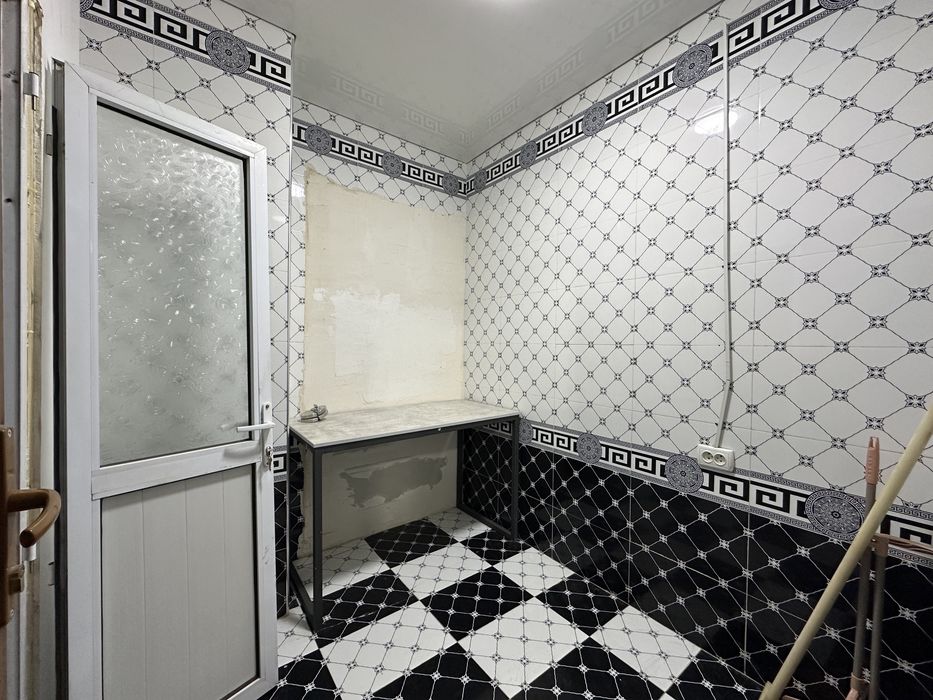 Катартал • Офис в аренду, 1 линия • 35 м² • Паркинг 3 авто