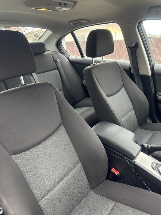 BMW Seria 3 E90 2008 320i