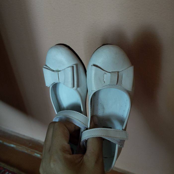 Туфли  белые детские