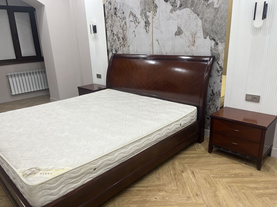 Спальный гарнитур