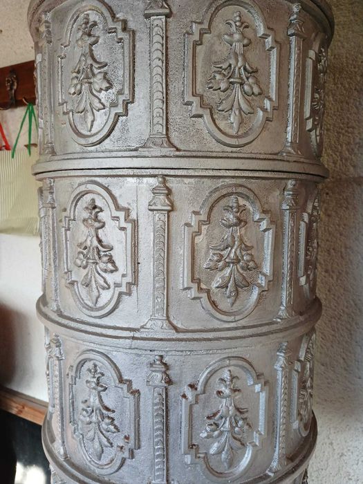 De vanzare soba fonta