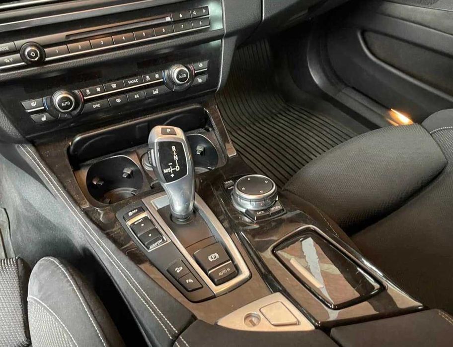 BMW 520 190k.c / Xdrive / Mpack / Алкантара 173 000км.