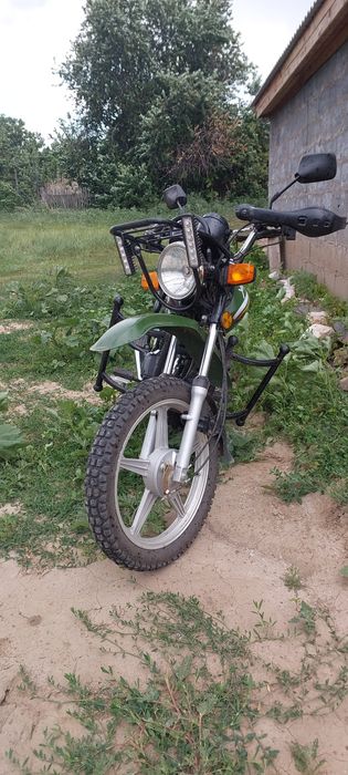Продам мотоцикл 200 см3