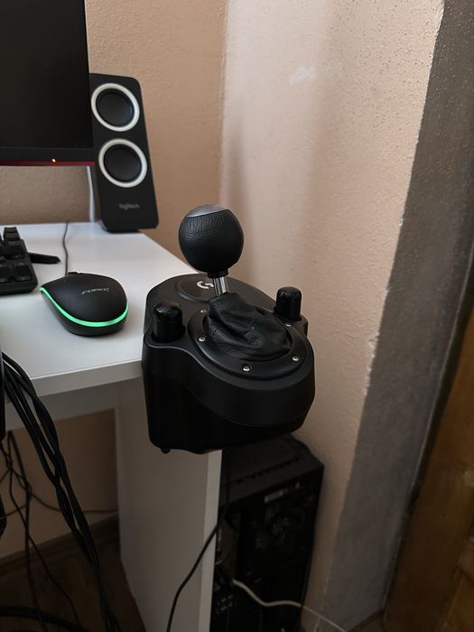 Volan Logitech g29