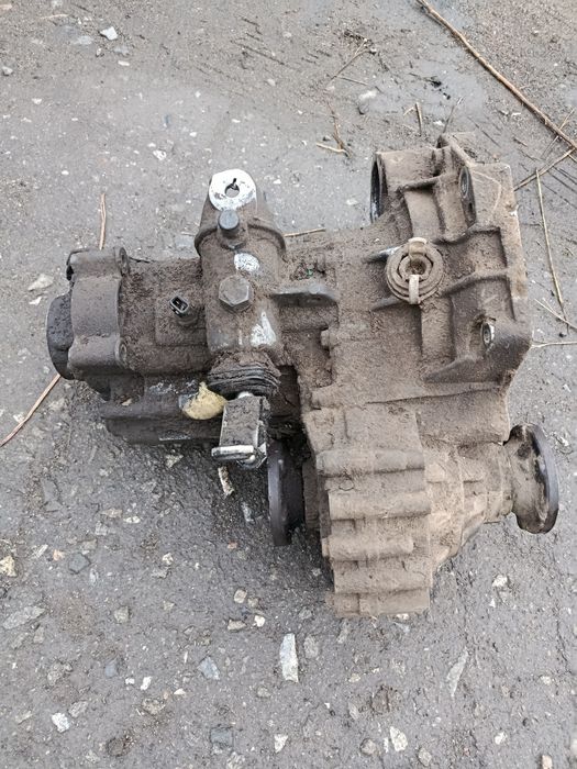 Продам КПП гольф 2 -3 механика