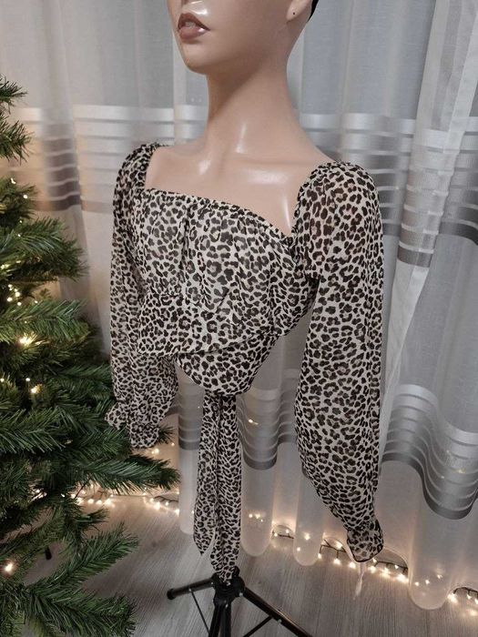 Top leopard cu mâneci lungi