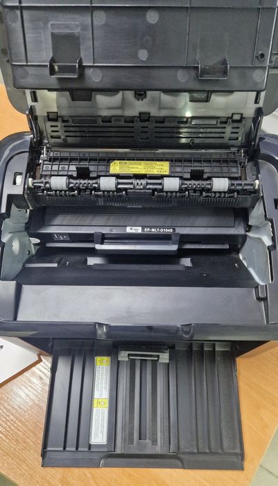 Принтер  Samsung ml-1665, новый картридж