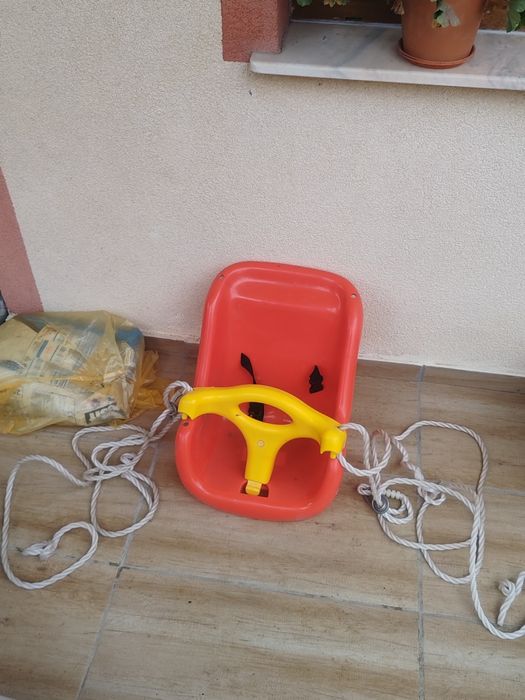 Leagăn pentru copii (se agata cu cârlig în tavan)