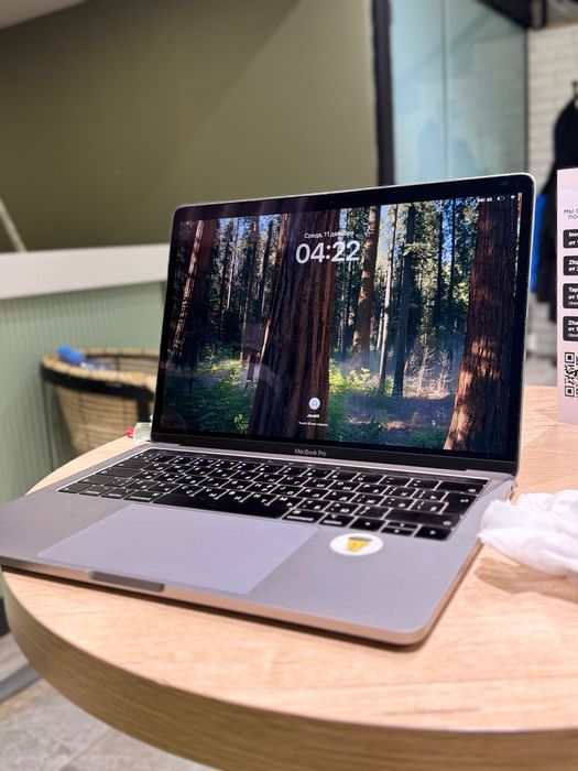 Macbook pro 13,состояние хорошее