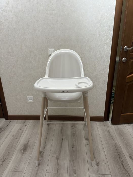 Детский стол для кормления