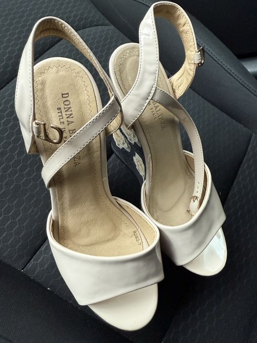 Босоножки как новые