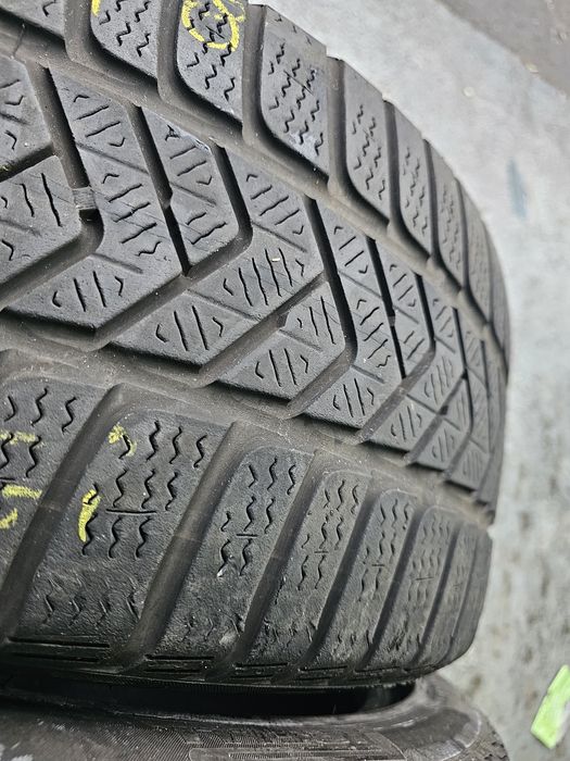 245 40 18 m+s pirelli