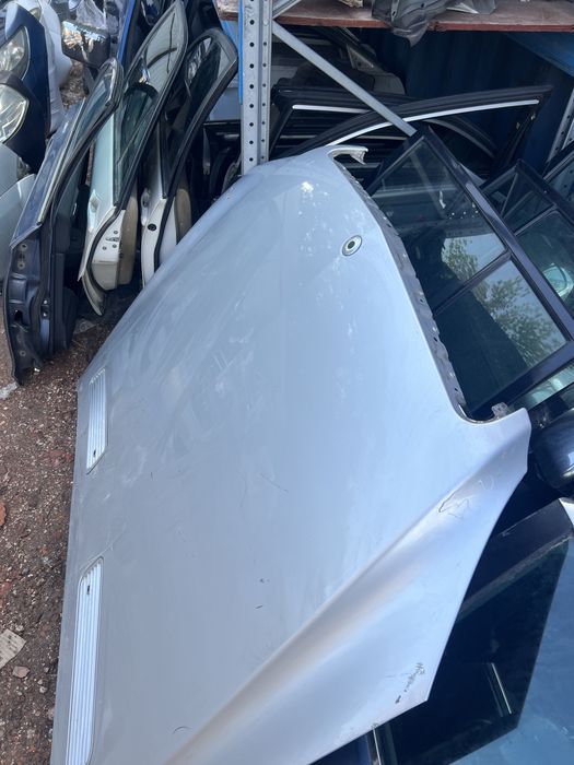 Капот на Мерседес W221 оригинал